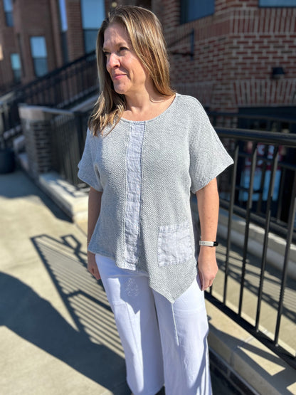 Chalet asymmetrical top with pocket
