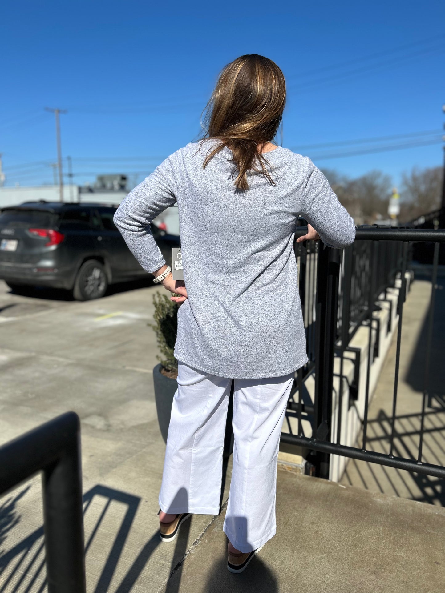 Habitat Soft Gray Ruched Sleeve Top