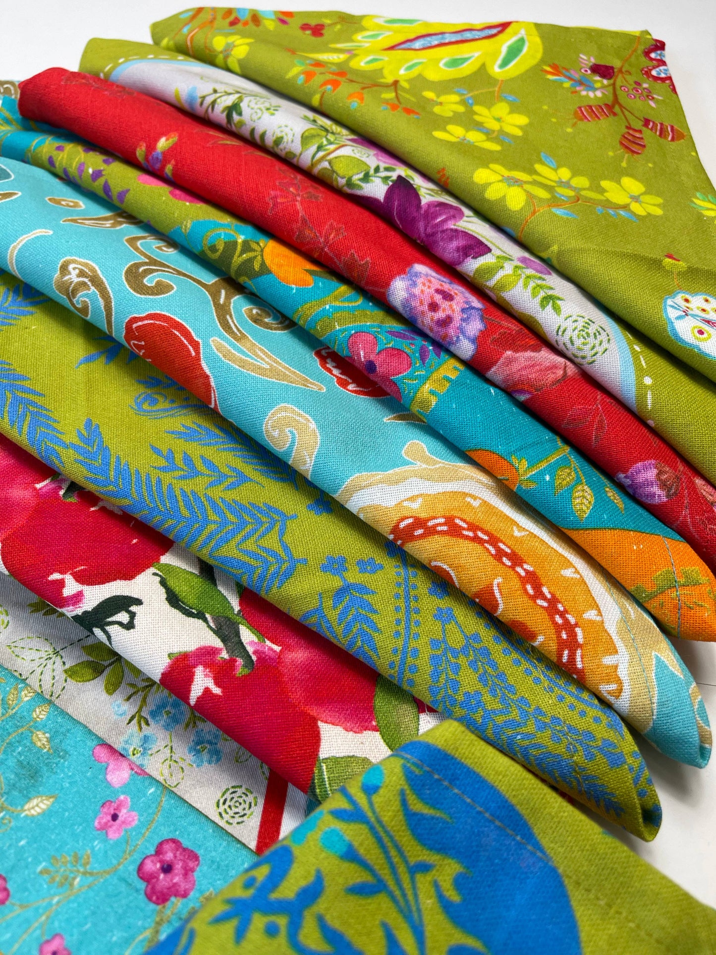 A Touch Of Love Napkin - ROUNDHILL