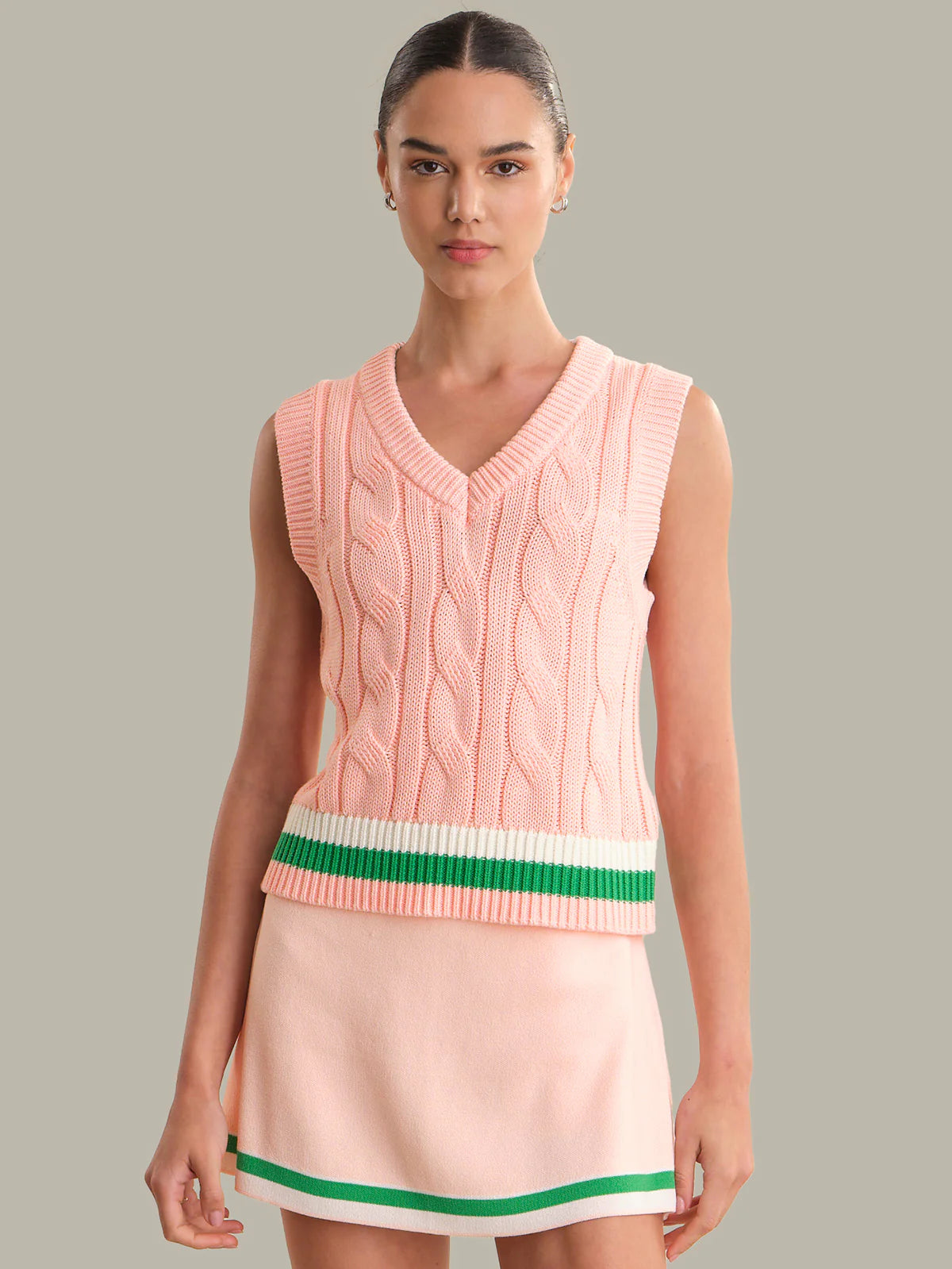 525 Elle Cable V-Neck Vest