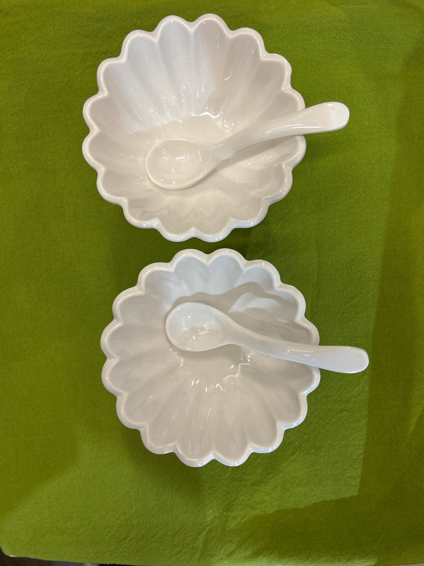 Vida Vienna Mini Pedestal W/Spoon