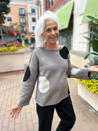 Olivia Statement Circle Pullover