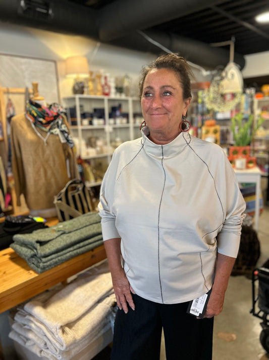 Olivia Raglan Pullover