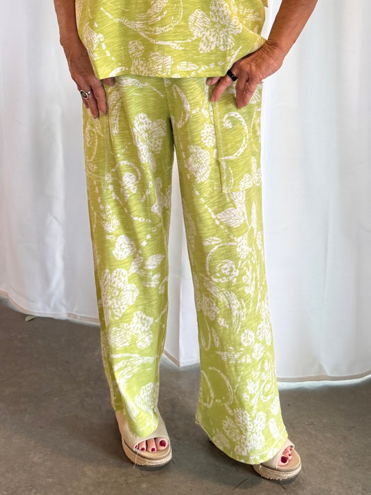 Escape Pocket Flood kiwi scroll