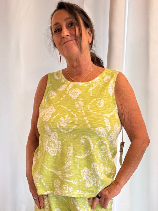 Escape Scroll Crew Tank Kiwi