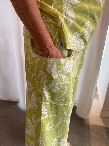 Escape Pocket Flood kiwi scroll